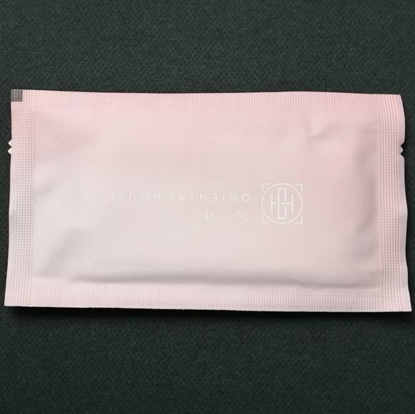 Factory Custom Logo 1pc Wet Wipes Four Sided Sealed Pure Water for Skin Cleansing for Airline & Hotel Use