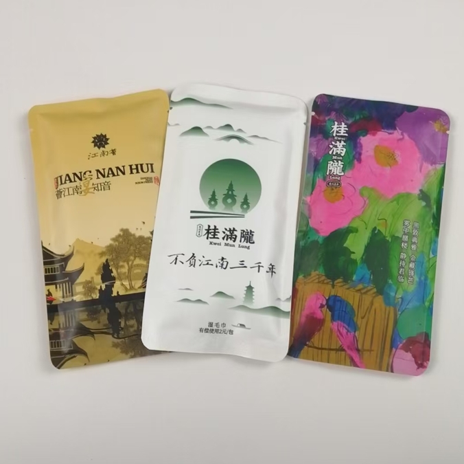 Factory Custom Logo Eco-Friendly Four-Sided Seal Single 23x23cm Wet Towel Made Durable Polyester for Catering Hot Pot Shop 图6
