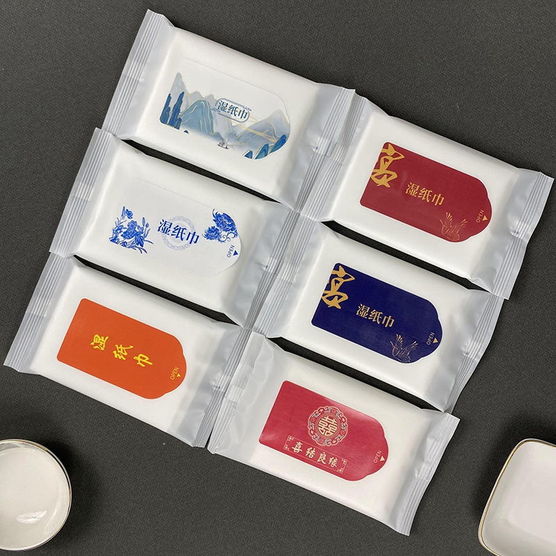 Factory Customized Logo Eco-Friendly 5-Piece Wet Cleansing Wipes for Baby's Birthday & Wedding Celebrations 图4