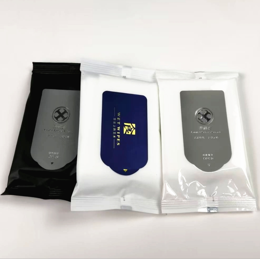Factory Customized Logo Hot Stamping 5-Piece Disposable Wet Wipes for Commercial Catering & Hotels