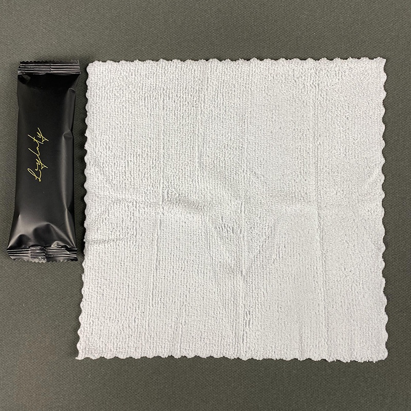 High Quality 1Pc Disposable Wet Polyester Towel Custom Logo Roll for Club Hotel Restaurant Cafe Exhibition Factory Supply 图3
