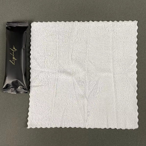 Hot Sale Customizable Single Roll Wet Polyester Towel Premium Quality Factory Packaged for Club Hotel Restaurant Cafe Exhibition