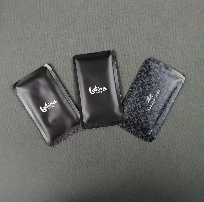 OEM Factory Custom Logo Eco-Friendly Four Side Seal 1piece Wet Wipes for Banquet Restaurant Hotel Travel 图5