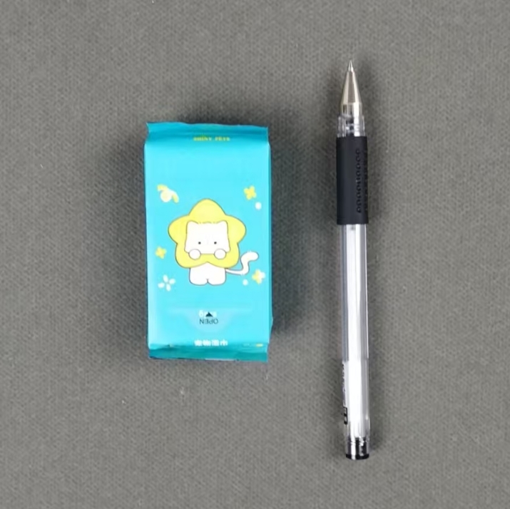 OEM Factory Custom Logo Mini Portable 6 Count Eco-Friendly Pet Wipes for Cleaning Pet Mouth Eye Nose Claws Fully Body 图4