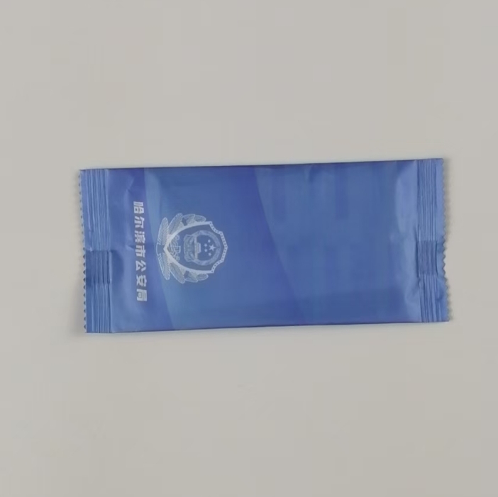 OEM Factory Small Order Custom Digital Printing Logo Eco-Friendly Single Piece Wet Wipes for Commercial Advertisement 图4